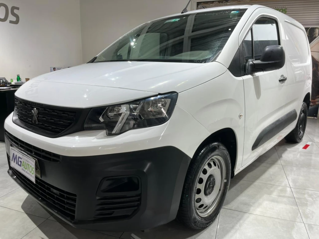 imagen 0 de vehiculo con id 2200